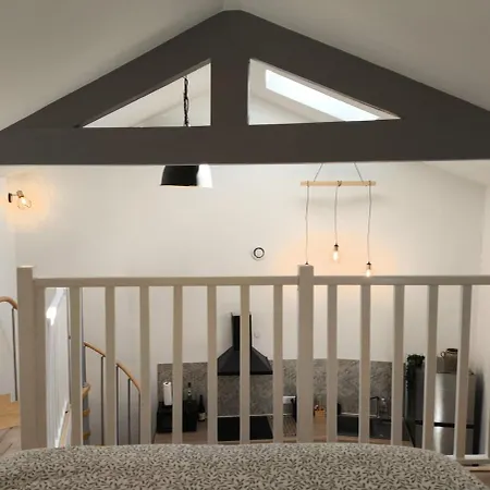 Dom wakacyjny De La Cheminee *