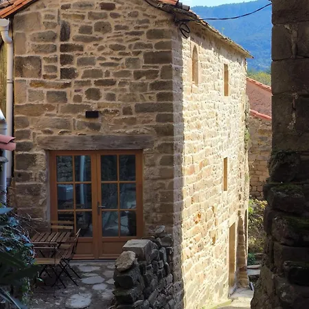 De La Cheminée Hébergement de vacances *