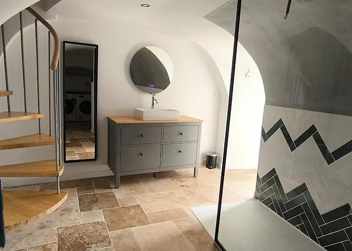 De La Cheminee Casa de Férias Saint-Privat (Herault)